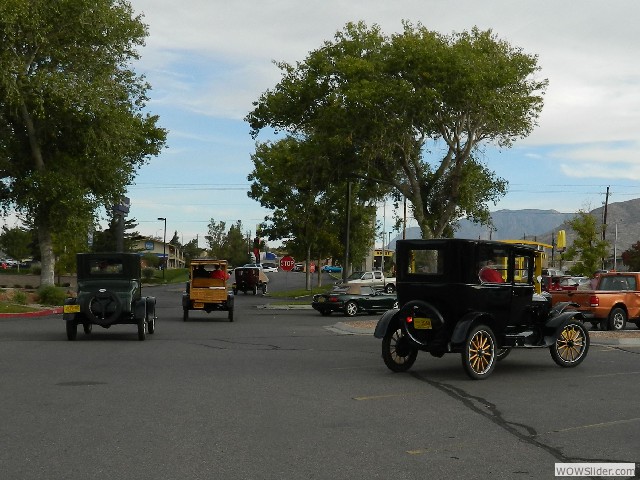 Pulling out to take Route 66 eastward